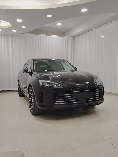 Brand New 2025 Seres 5 Premium | GCC Specs | Luxury Hybrid SUV-2