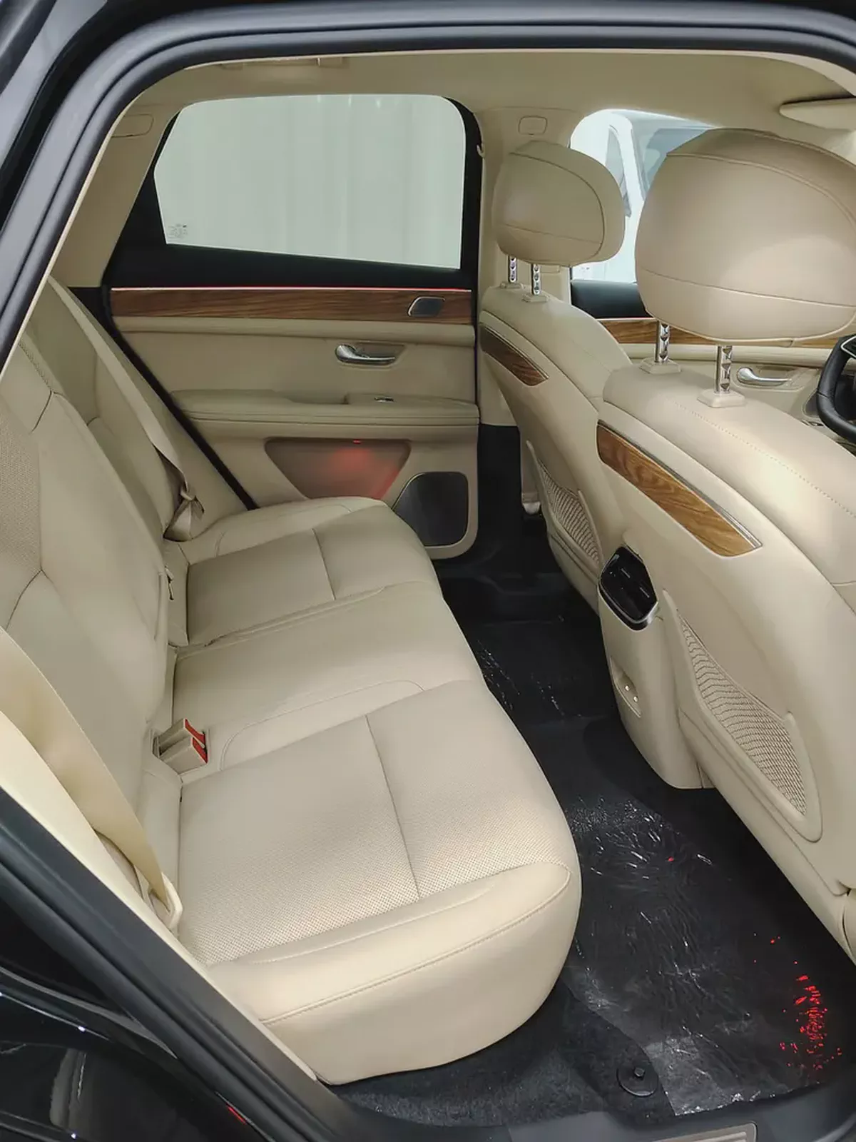 Brand New 2025 Seres 5 Premium | GCC Specs | Luxury Hybrid SUV-15-15