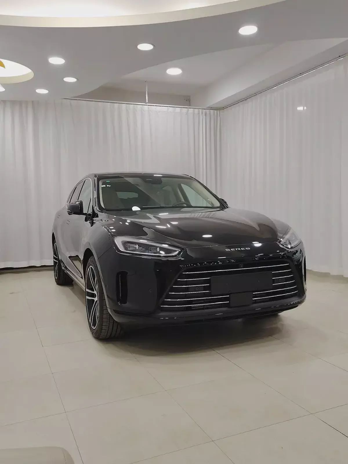 Brand New 2025 Seres 5 Premium | GCC Specs | Luxury Hybrid SUV-2-2