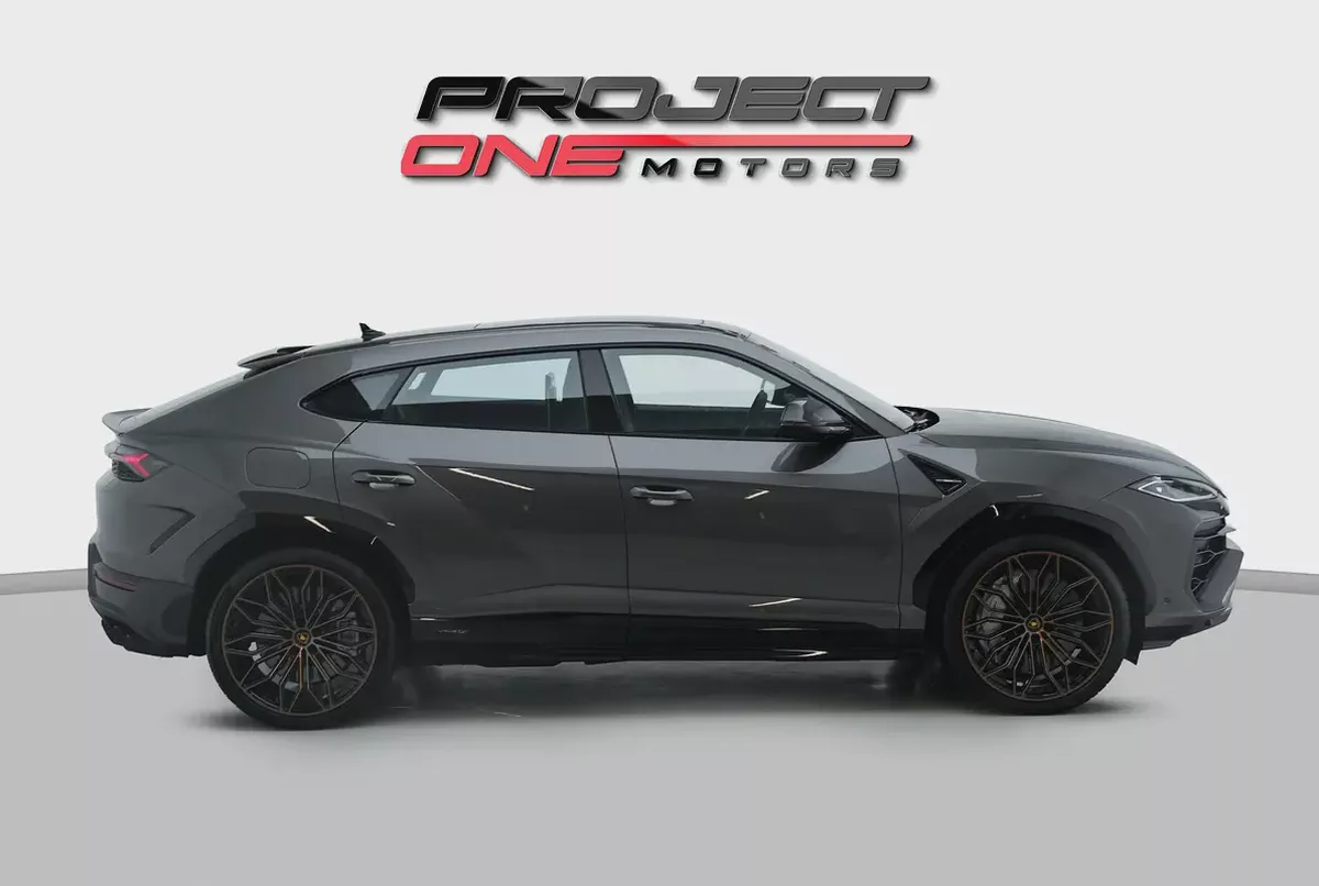 2025 LAMBORGHINI URUS SE-2-2