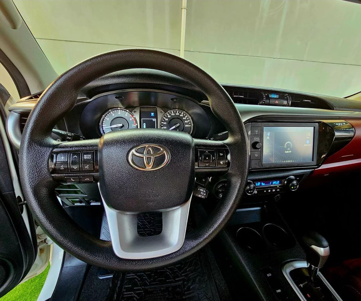 Toyota Hilux GLX HILUX SR5/ AUTO GEAR/ AUTO WINDOW/ WIDE BODY/ CHROME BUMPER-13-0