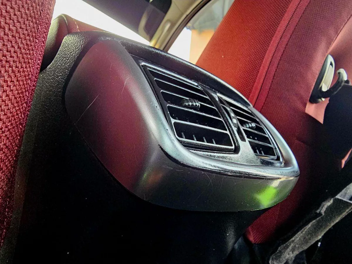 Toyota Hilux GLX HILUX SR5/ AUTO GEAR/ AUTO WINDOW/ WIDE BODY/ CHROME BUMPER-16-0