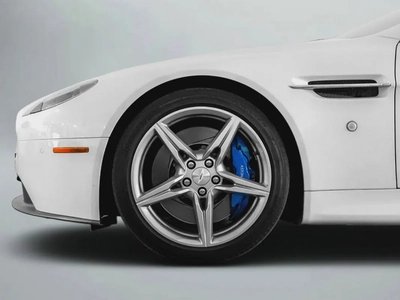 CASH ONLY: 165,000 AED | 2016 Aston Martin V8 Vantage / GCC specs-5