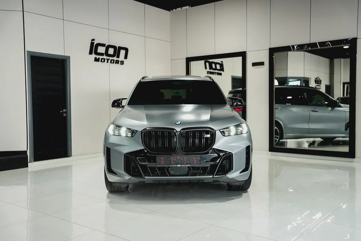 BMW X5 M60i 2025 GCC Specs - Brand New!-1-1