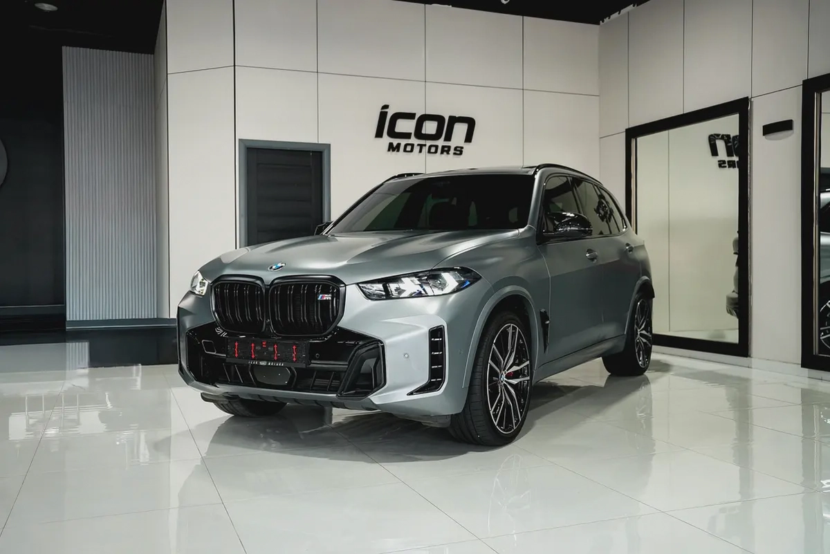 BMW X5 M60i 2025 GCC Specs - Brand New!-2-2