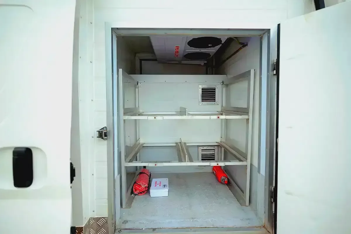 High Roof | Manual | Freezer Van | GCC Specs | Ref#T03523-8-8