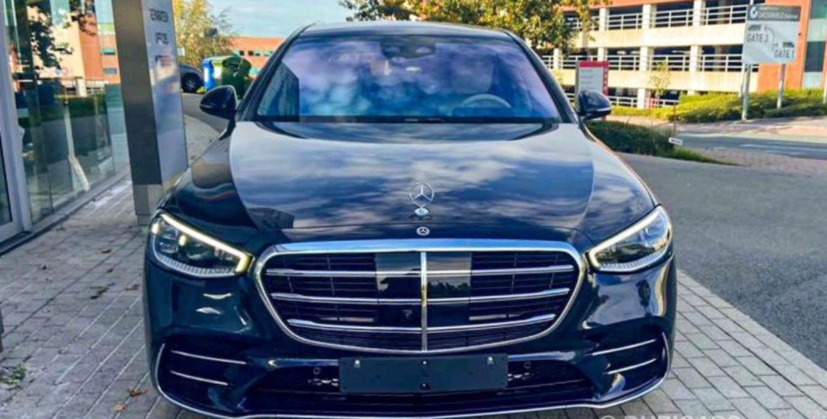 New 2024 Mercedes-Benz S 500-4-4