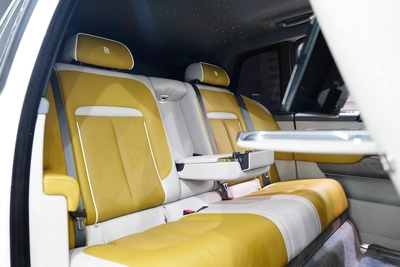 Rolls-Royce Cullinan 2025-9