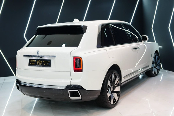 Rolls-Royce Cullinan 2025