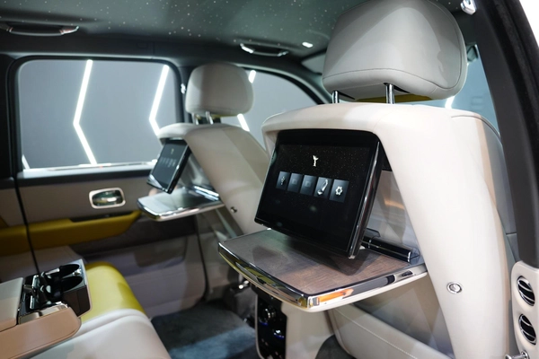 Rolls-Royce Cullinan 2025