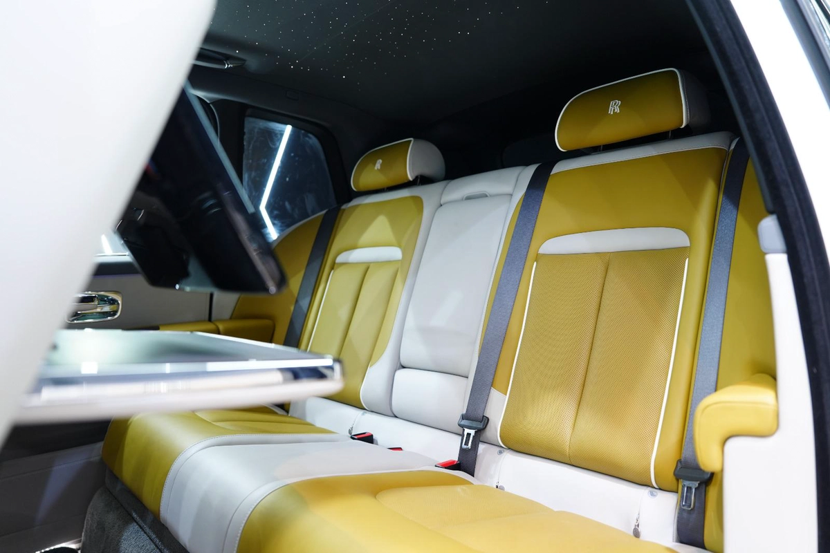 Rolls-Royce Cullinan 2025-8-8