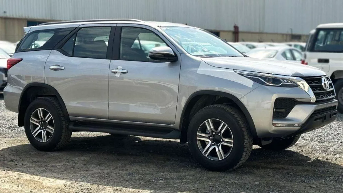 Toyota Fortuner EXR TOYOTA FORTUNER 2.4L DIESEL 4X4 MY2024-1-0