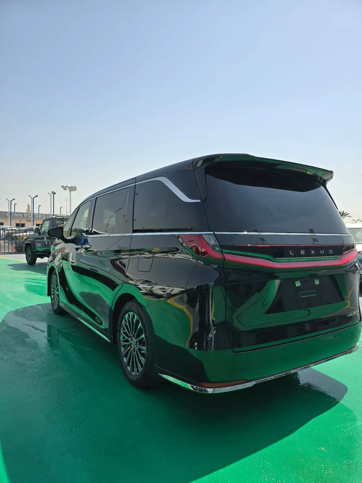 New 2026 Lexus LM 350h-3-3