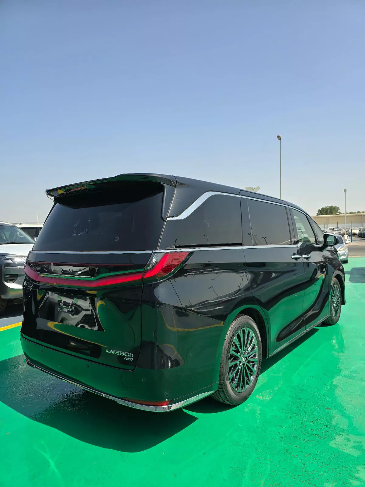 New 2026 Lexus LM 350h-2-2