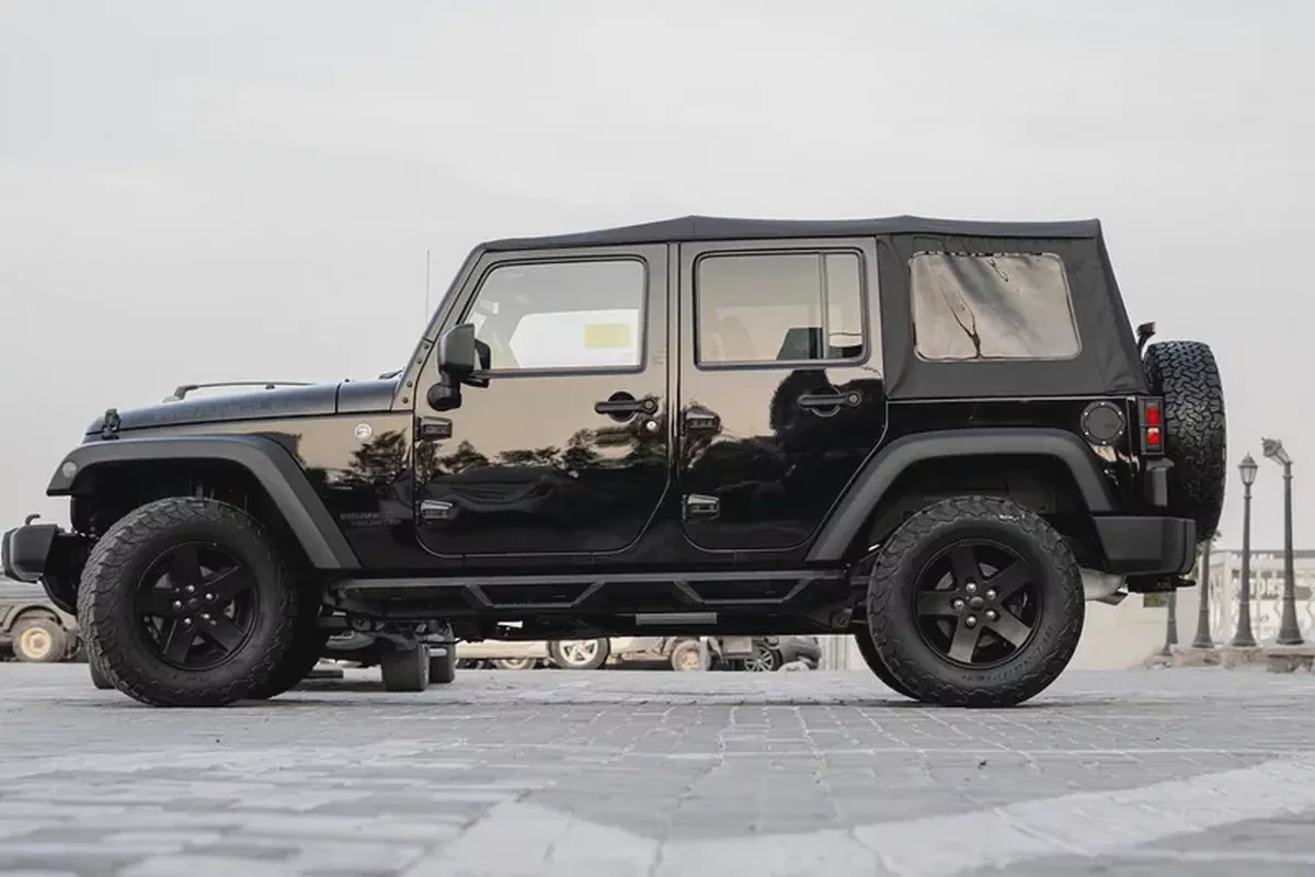 JEEP WRANGLER UNLIMTED 2017-10-10
