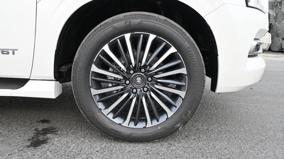 Nissan Patrol LE Platinum 3.5TT VR35 9AT 2025-23