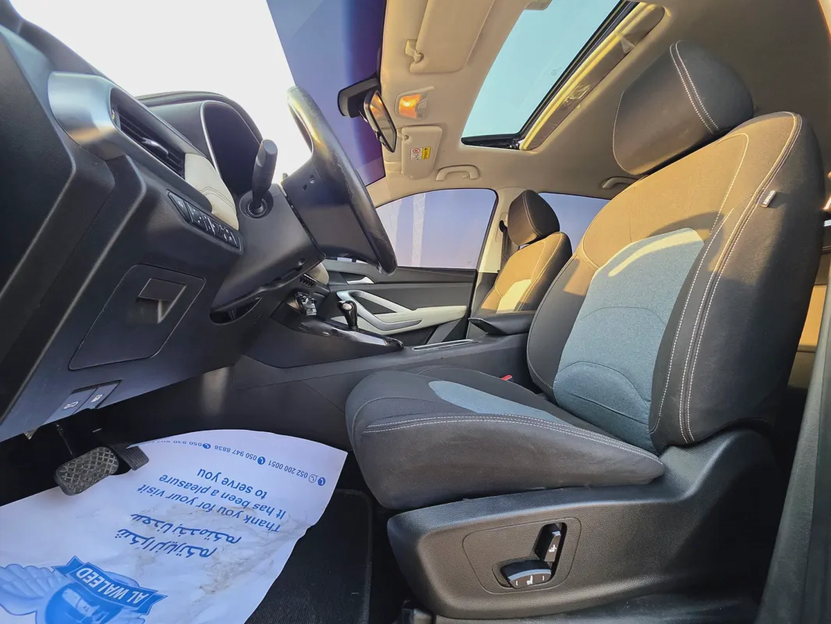 Chevrolet Captiva Premier 2023 GCC Specs - Pristine Condition-6-6