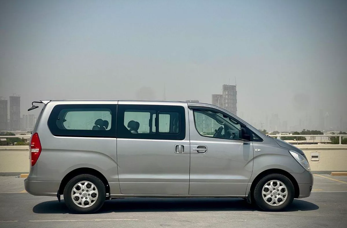 Hyundai Starex H1 Diesel-2-0