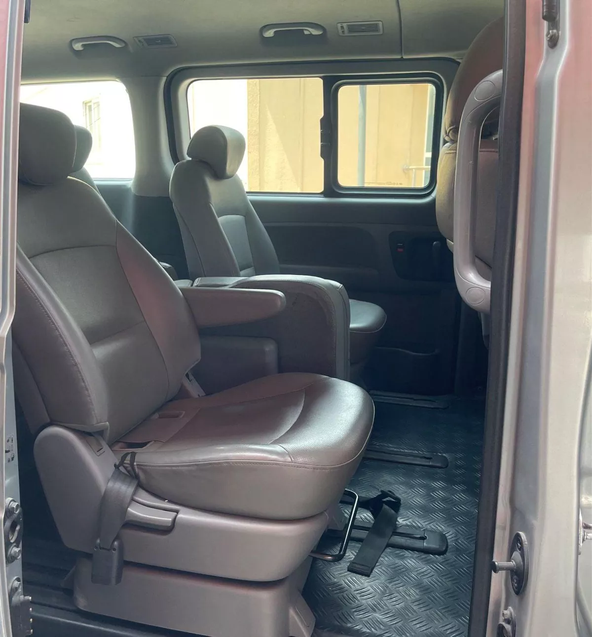 Hyundai Starex H1 Diesel-8-0