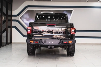 2025 Jeep Gladiator Rubicon V6 - Brand New-4