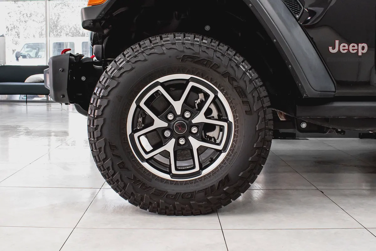 2025 Jeep Gladiator Rubicon V6 - Brand New-14-14