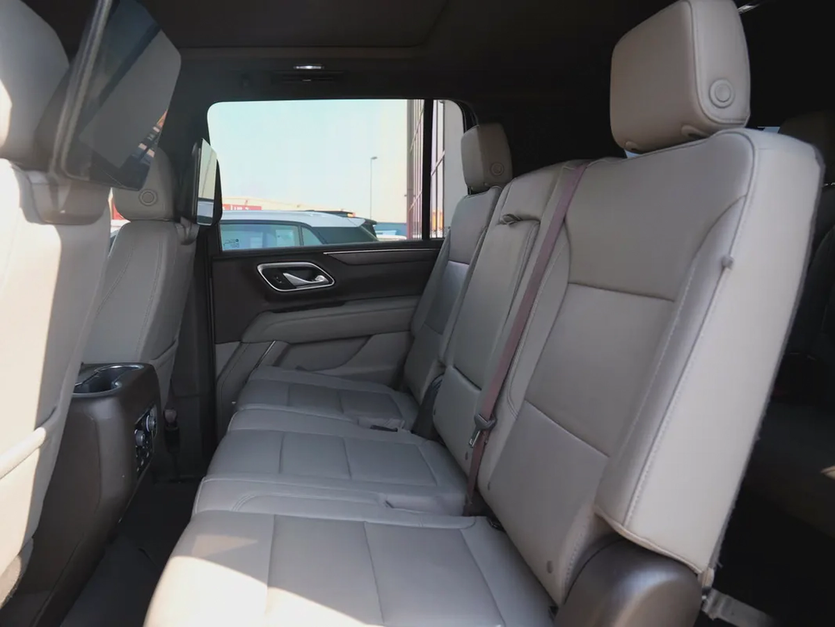 Chevrolet Suburban LT 2023 GCC Specs-8-8