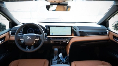TOYOTA CAMRY GLE 2.5L PETROL 2026 – FULL OPTION |-7