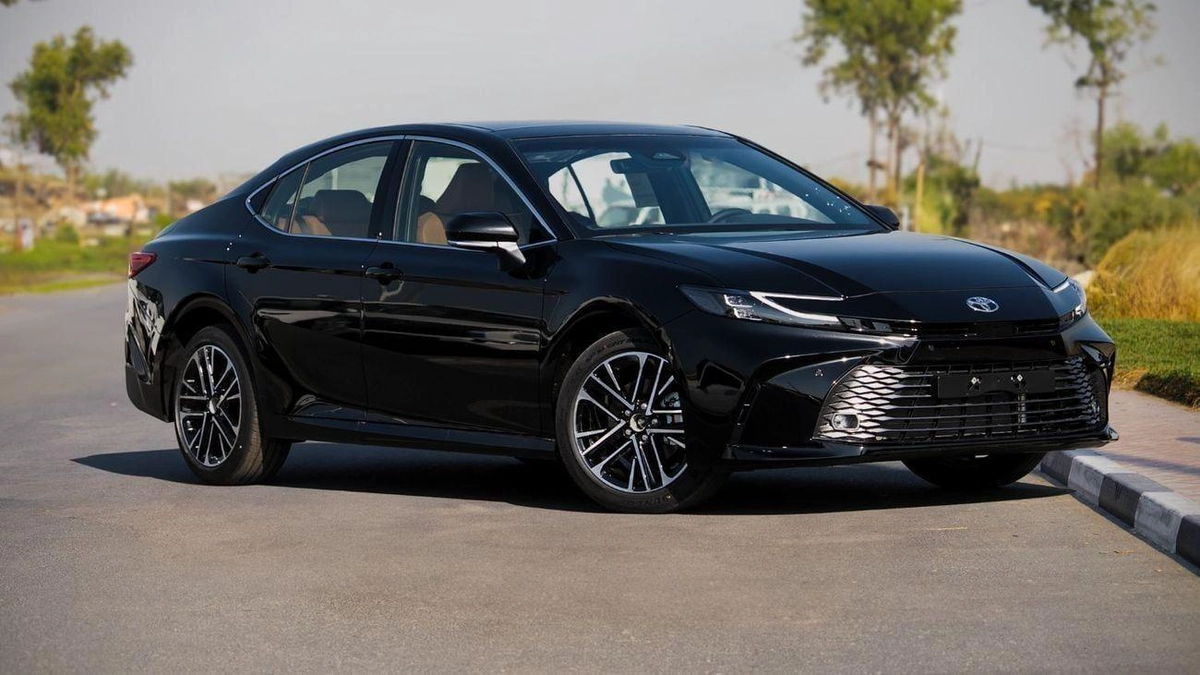 TOYOTA CAMRY GLE 2.5L PETROL 2026 – FULL OPTION |