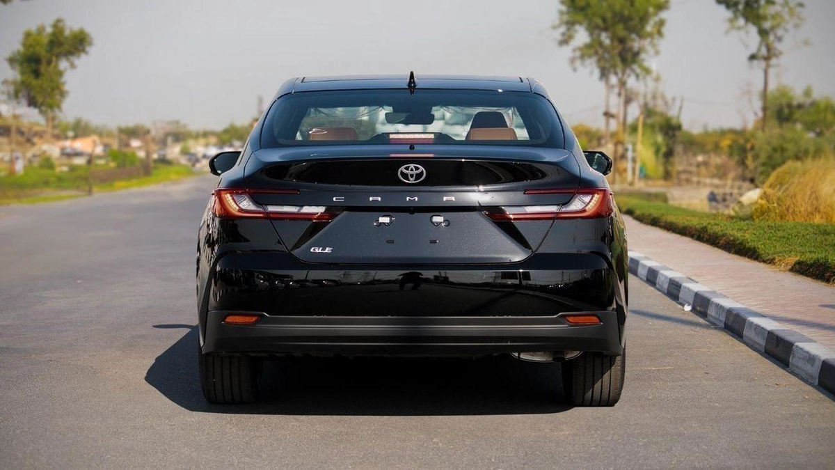TOYOTA CAMRY GLE 2.5L PETROL 2026 – FULL OPTION |-6-6