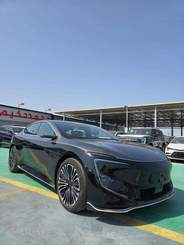 Avatr 12 GT AWD