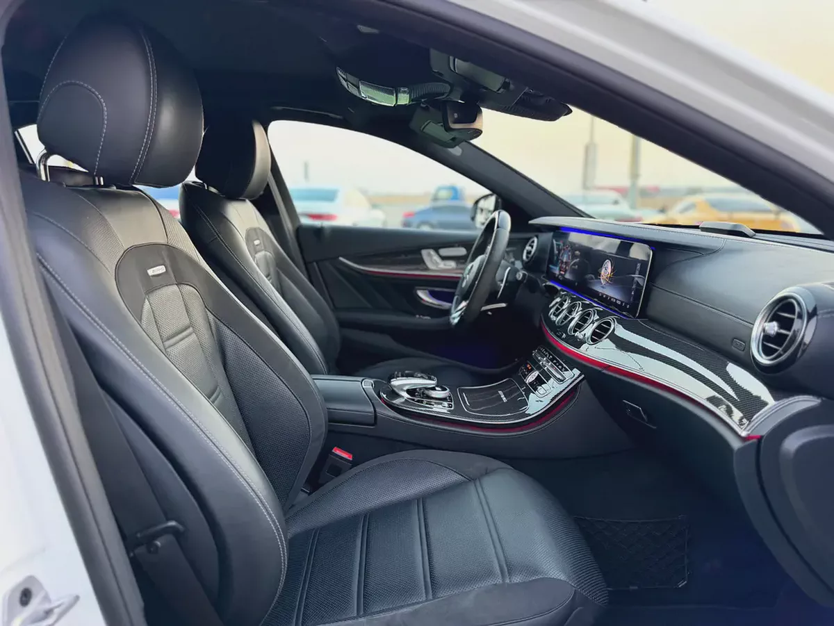 (2019) MERCEDES E63s //AMG// FULL OPTION -EXCELLENT CONDITION--15-15