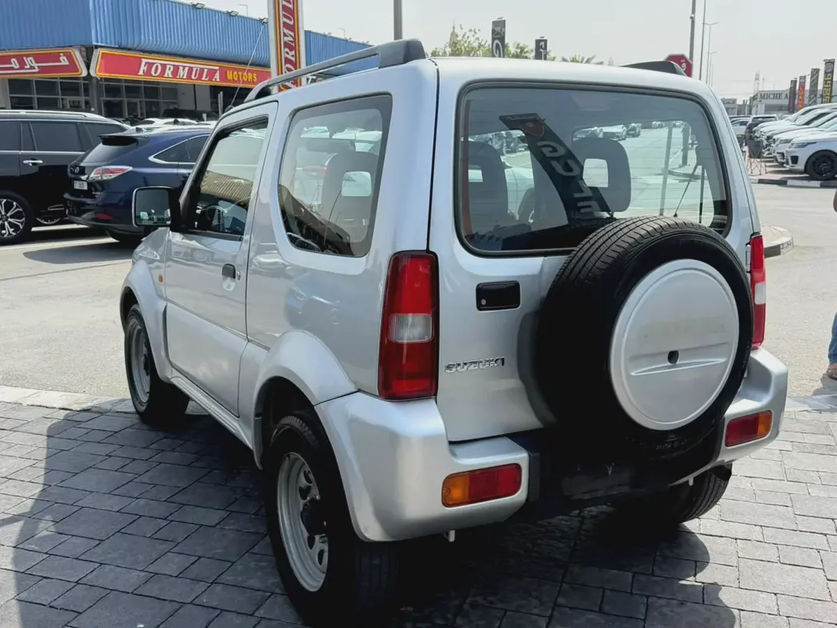 Suzuki Jimny 2009 GLX AT 2-Door GCC Specs-5-5