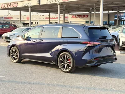 Toyota Sienna XLE hybrid 2.5 L premium-13