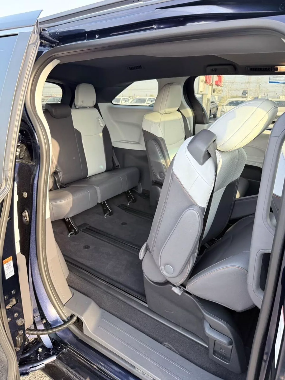 Toyota Sienna XLE hybrid 2.5 L premium-18-0