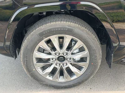 Toyota Land Cruiser GXR 3.3L DIESEL V6 || RADAR / REAR ENTERTAINMENT DVD / LEATER ,SUNROOF (CODE # VX)-8