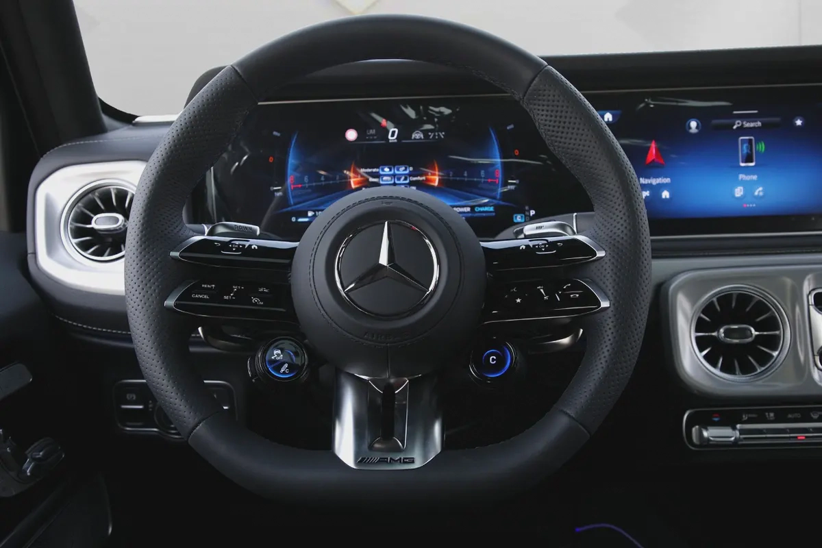 2025 MERCEDES BENZ G63 AMG - LOCAL REGISTRATION-FULLY LOADED  -BRAND NEW-13-13
