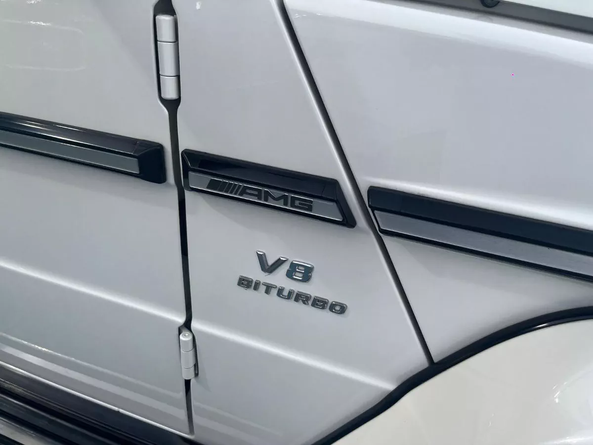 Mercedes Benz G63 AMG STANDARD-12-0