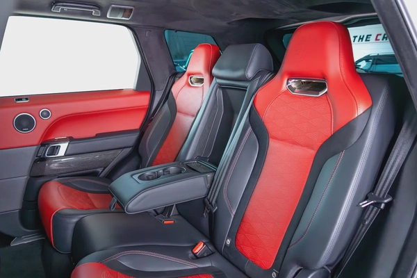 Range Rover Sport SVR Carbon Edition-Low Mileage-Red Calipers-1 Owner-Very Well Maintained