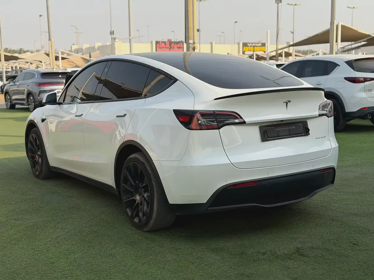 Tesla Model Y -Long Range -2022 -GCC- FREE ACCIDENT—ORIGINAL PAINT-SERVICE AGENCY-UNDER WARRANTY-5-5