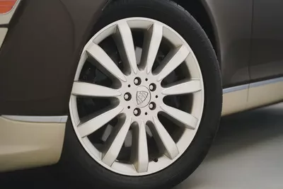 2010 MAYBACH 57S-19