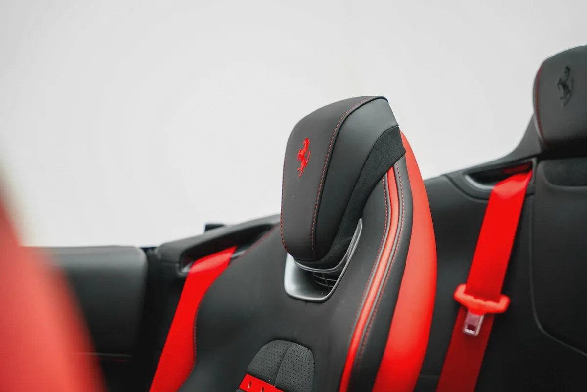 2026 Ferrari Roma Spider-9-9