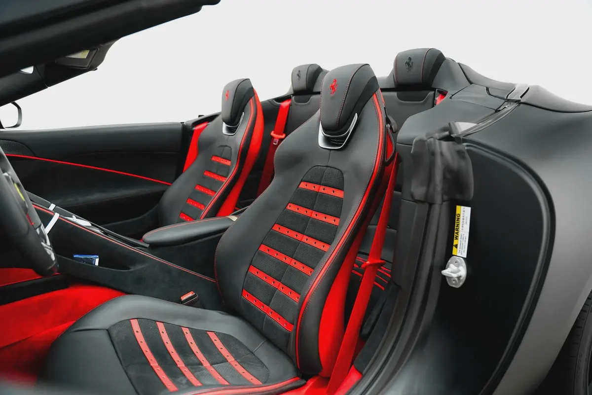 2026 Ferrari Roma Spider-5-5
