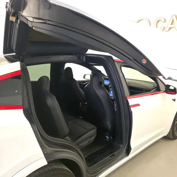 AED 1311 PM | TESLA MODEl X P75D 2017 | WELL MAINTAINED | 1 YEAR WARRANTY | GCC