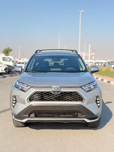 Toyota RAV4 XLE premium 2.5L Full option-1