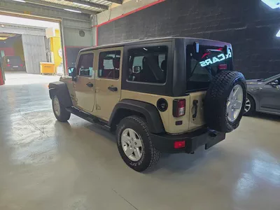Jeep Wrangler Unlimited Sport 2017 | GCC Specs | Excellent Condition-4
