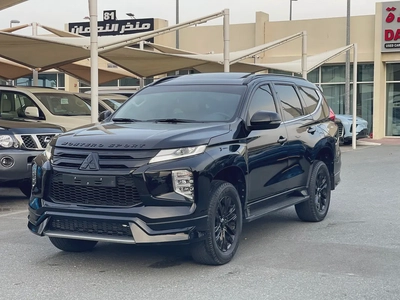2023 Mitsubishi Montero Sport Signature Edition Black - GCC Specs-0