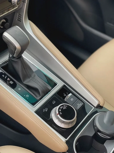 2023 Mitsubishi Montero Sport Signature Edition Black - GCC Specs-12
