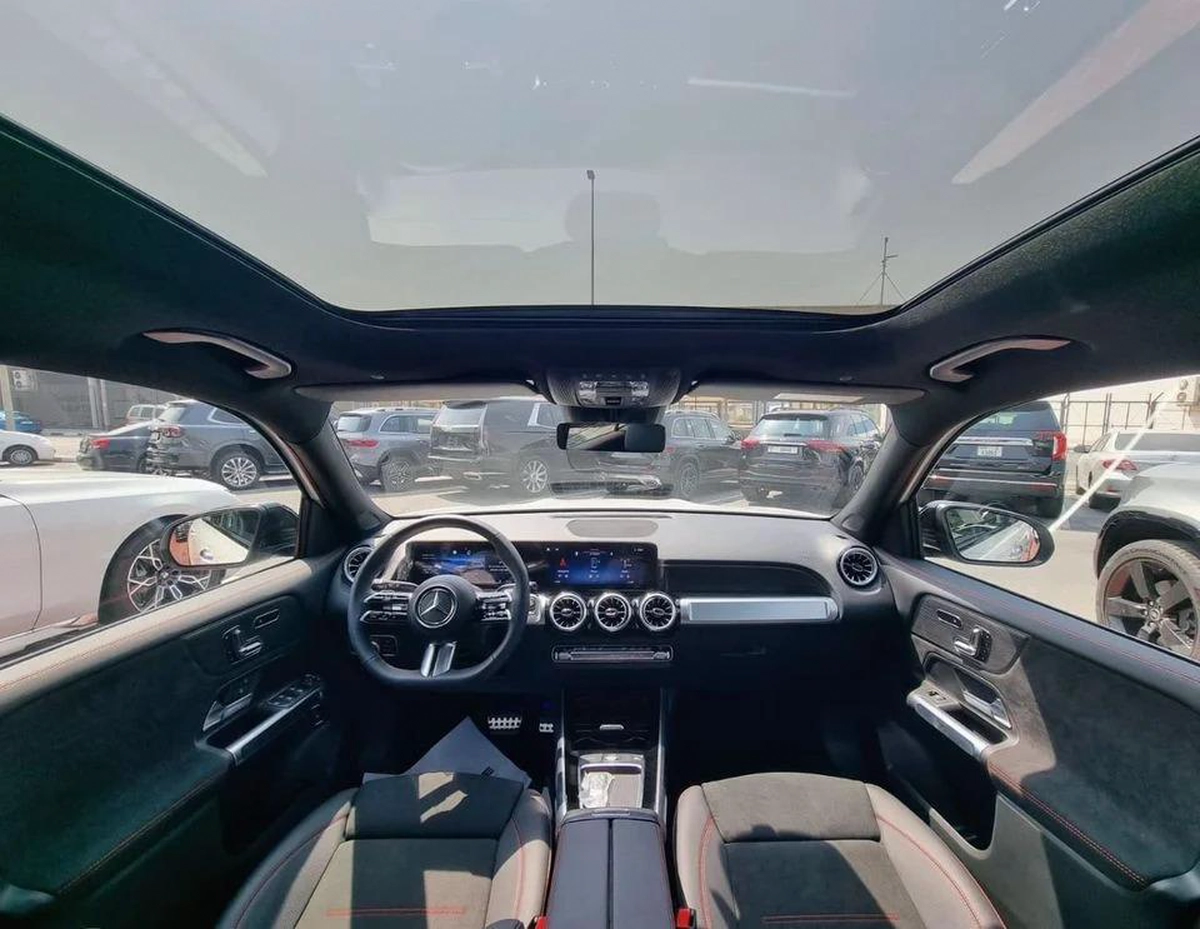 Mercedes Benz GLB200 GLB 200 AMG SUV 7 Seater Under Warranty 2025 GCC - AED 199,000-6-6