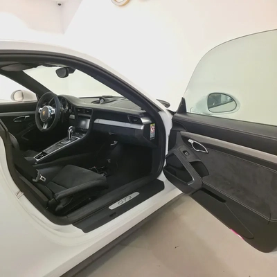 AED 9279 PM | PORSCHE GT3 2015 | PRISTINE CONDITION | CARBON CERAMIC BRAKES | 1 YEAR WARRANTY-13
