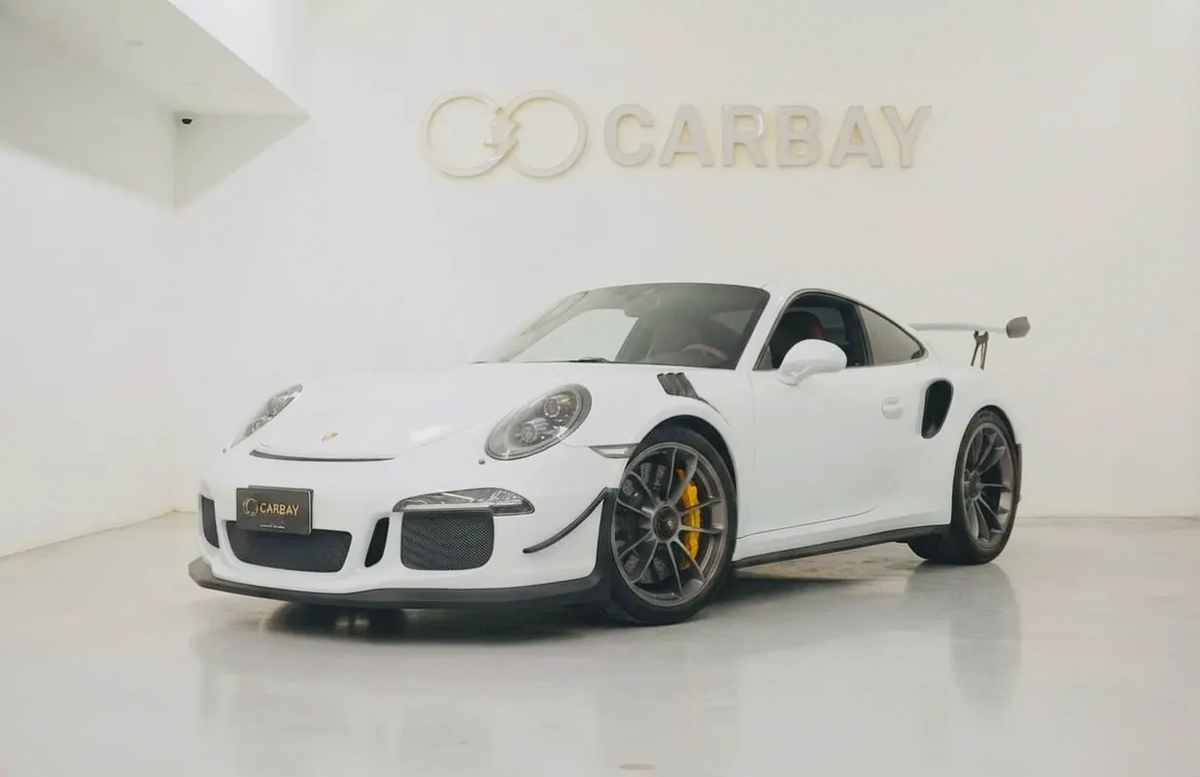AED 9279 PM | PORSCHE GT3 2015 | PRISTINE CONDITION | CARBON CERAMIC BRAKES | 1 YEAR WARRANTY
